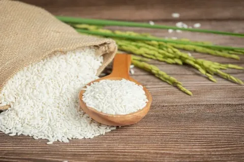تصویر 1 از قیمت خرید برنج عنبر بو مجلسی + فروش ویژه